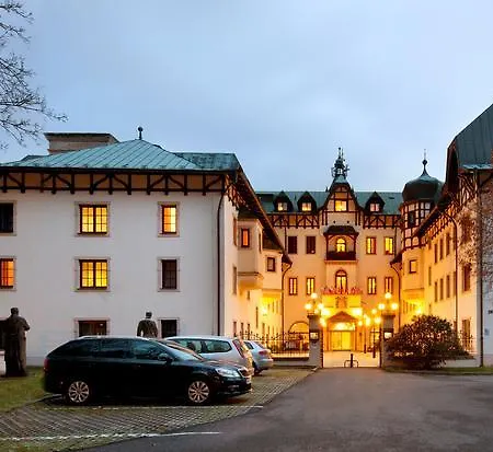 מלון Chateau Monty Mariánské Lázně