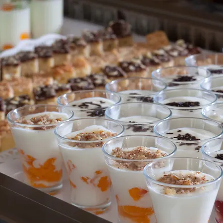 Chateau Monty Готель