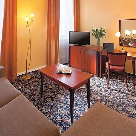 Chateau Monty Hotel 4*